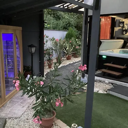Διαμέρισμα Relax Apartman-suemeg