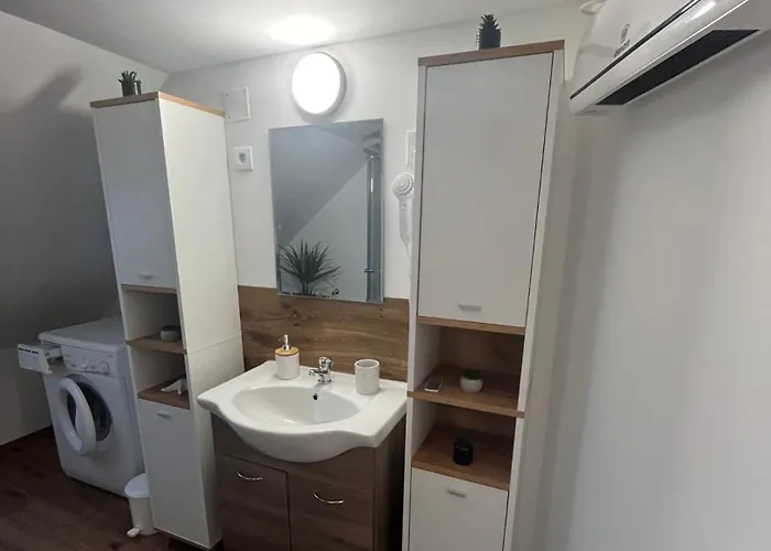 Relax Apartman-suemeg * Sümeg