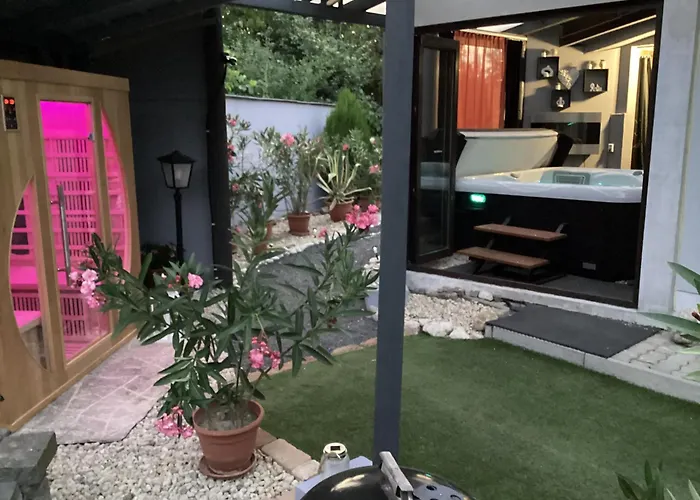 Relax Apartman-suemeg Apartman *